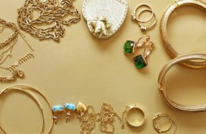 8 Tips for Buying Jewelry: Choose A Right Piece at Jewelry Stores