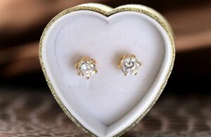 Diamond Studs with Stylish White Gold Earring Jackets