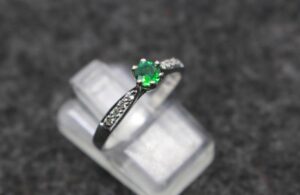 Discover Affordable & Elegant Emerald Engagement Rings under $5000