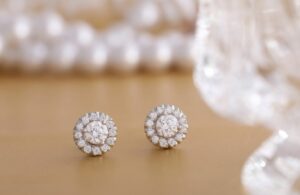 Discover Exquisite Diamond Stud Earrings