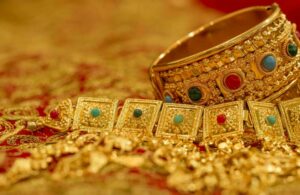 Does Pure Gold Tarnish? Unveiling the Truth about Real Gold Durability