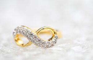 Exquisite Diamond Infinity Engagement Ring for a Unique Proposal | Find the Perfect Symbol of Forever