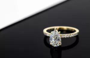 Pear Shaped Diamond Engagement Rings: Your Ultimate Guide