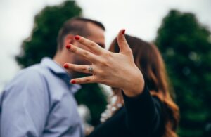 Timeless Proposal: Top 10 Stunning Rose Gold Engagement Rings