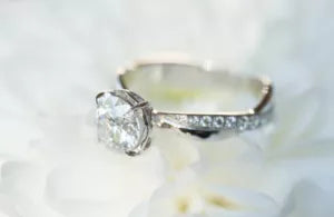 Ultimate Guide to Choosing the Perfect Engagement Ring