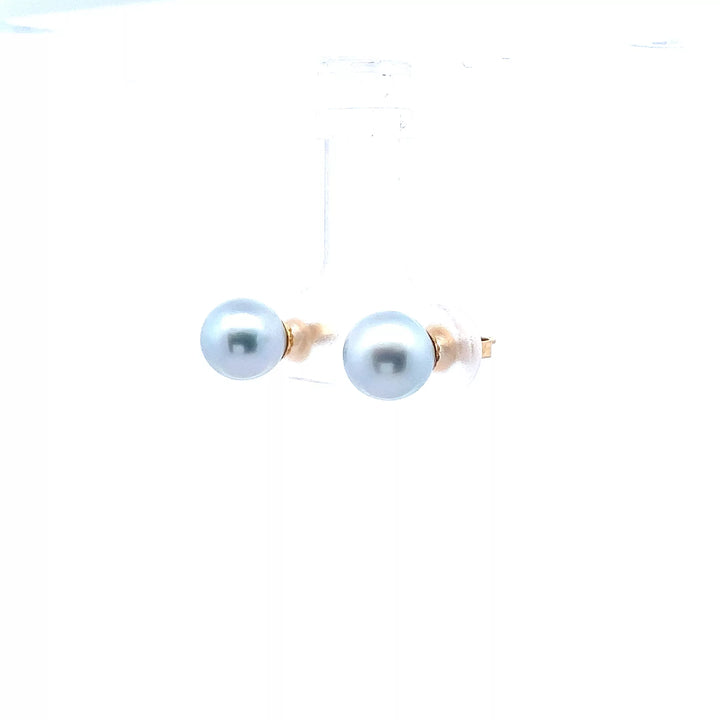 Exquisite 14 Karat Yellow Gold Stud Earrings with a Beautiful Blue Grey Pearl - Perfect for Diamond and Fine Jewelry Collections