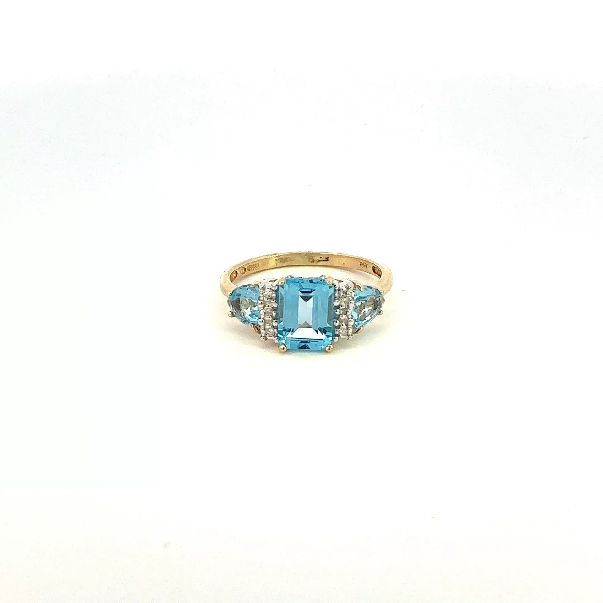 10 Karat Yellow Gold Ring with Diamond and Topaz (Size 7.5)