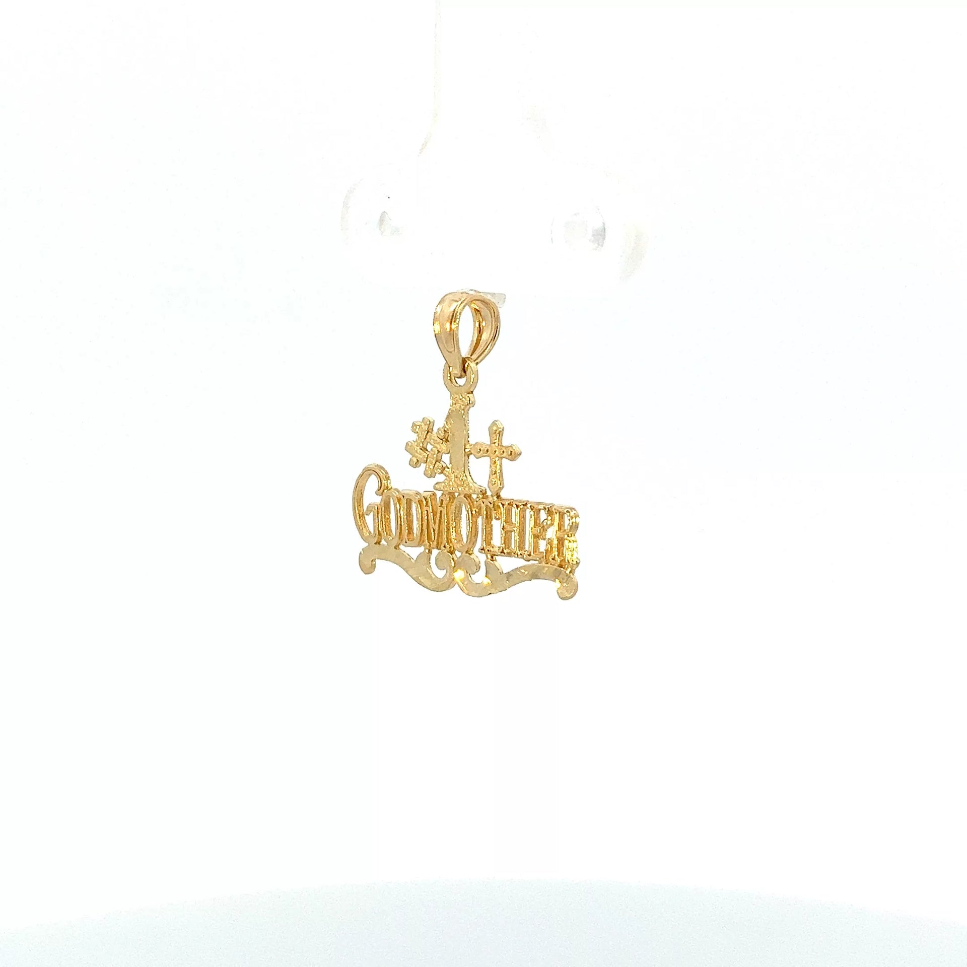 14 Karat Yellow Gold Pendant Necklace