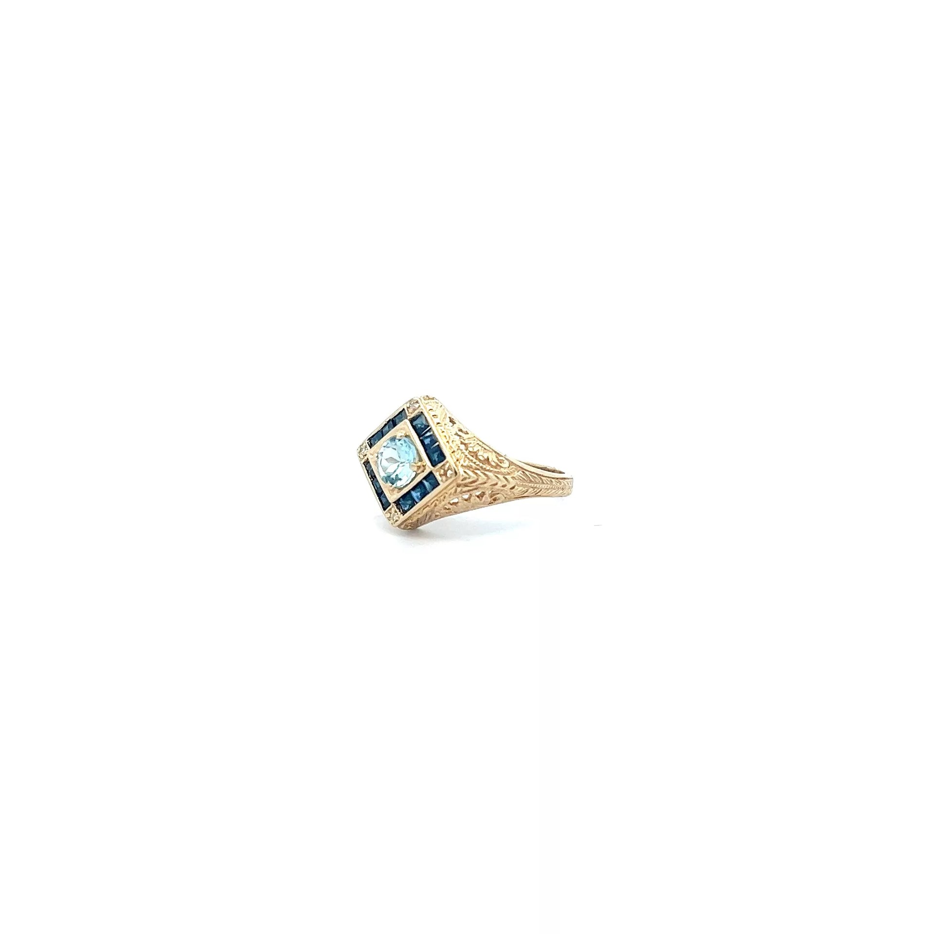 14 Karat Yellow Gold Ring with Sapphire and Topaz - Size 6.5