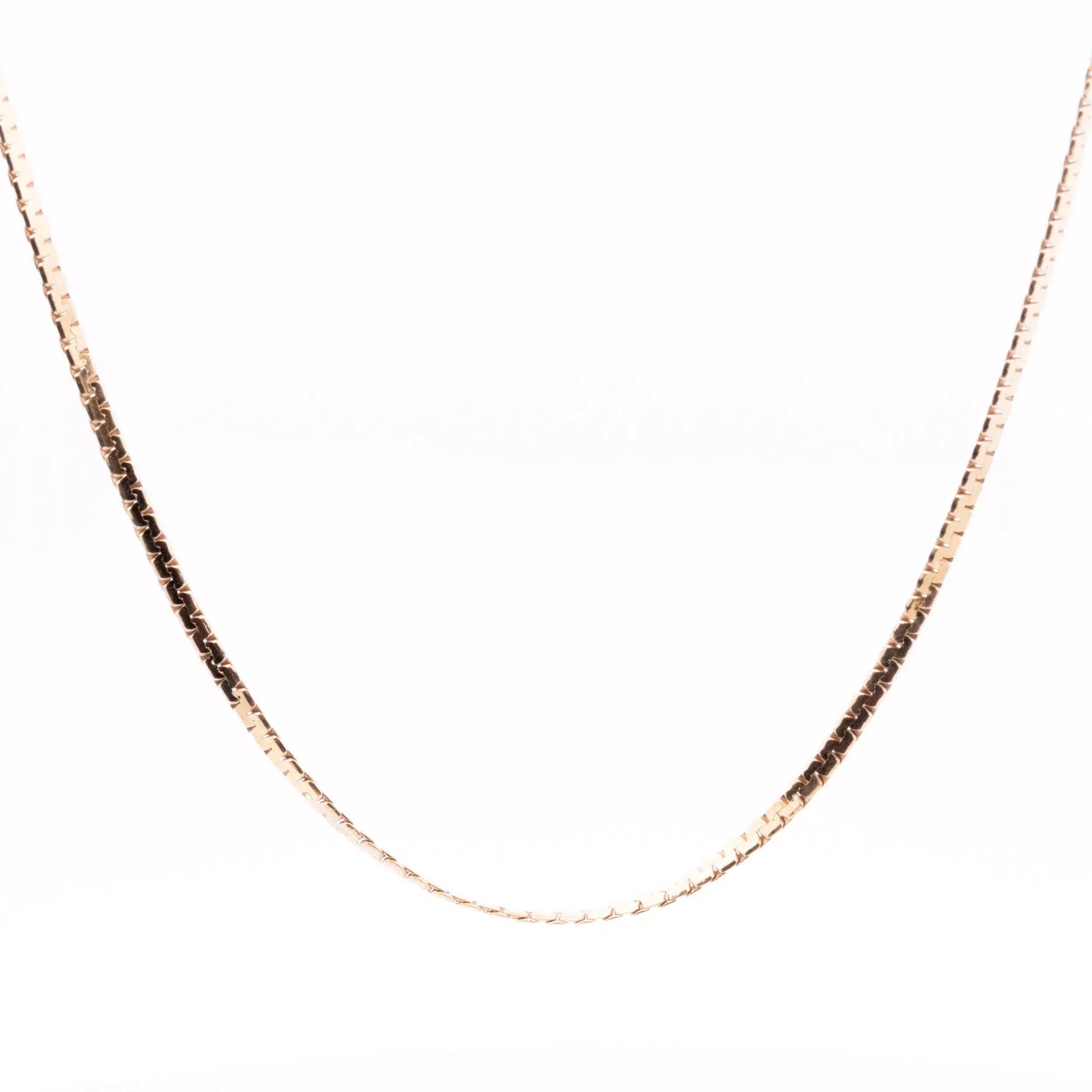 A 14 Karat Yellow Gold Fashion Chain necklace on a white background.