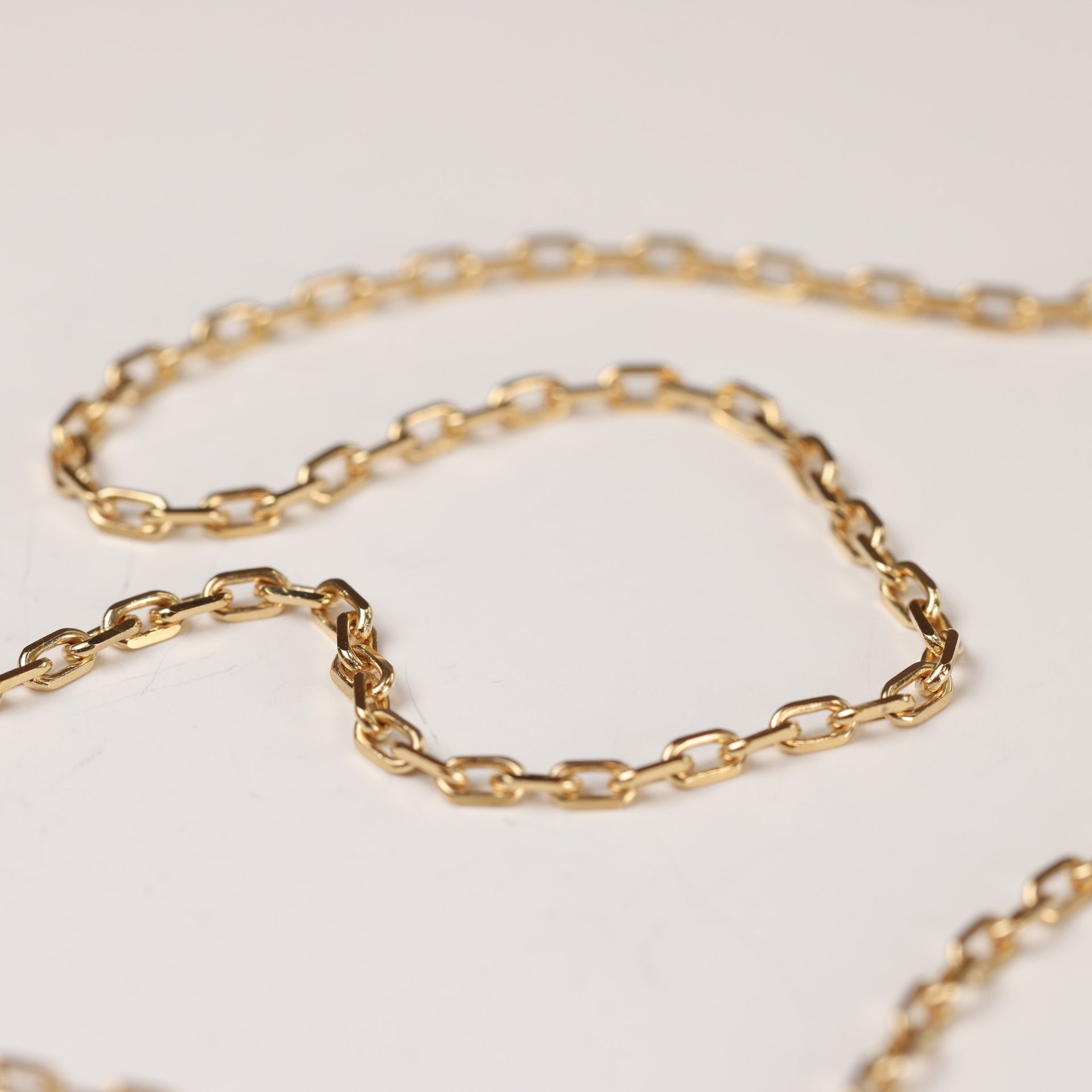 18 Karat Yellow Gold Link Chain 16"