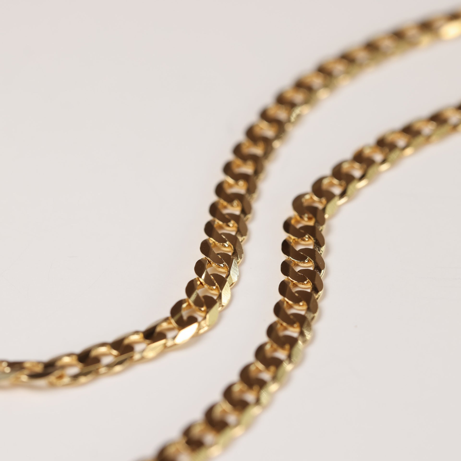 14 Karat Yellow Gold Cuban Link Chain 22 Inch