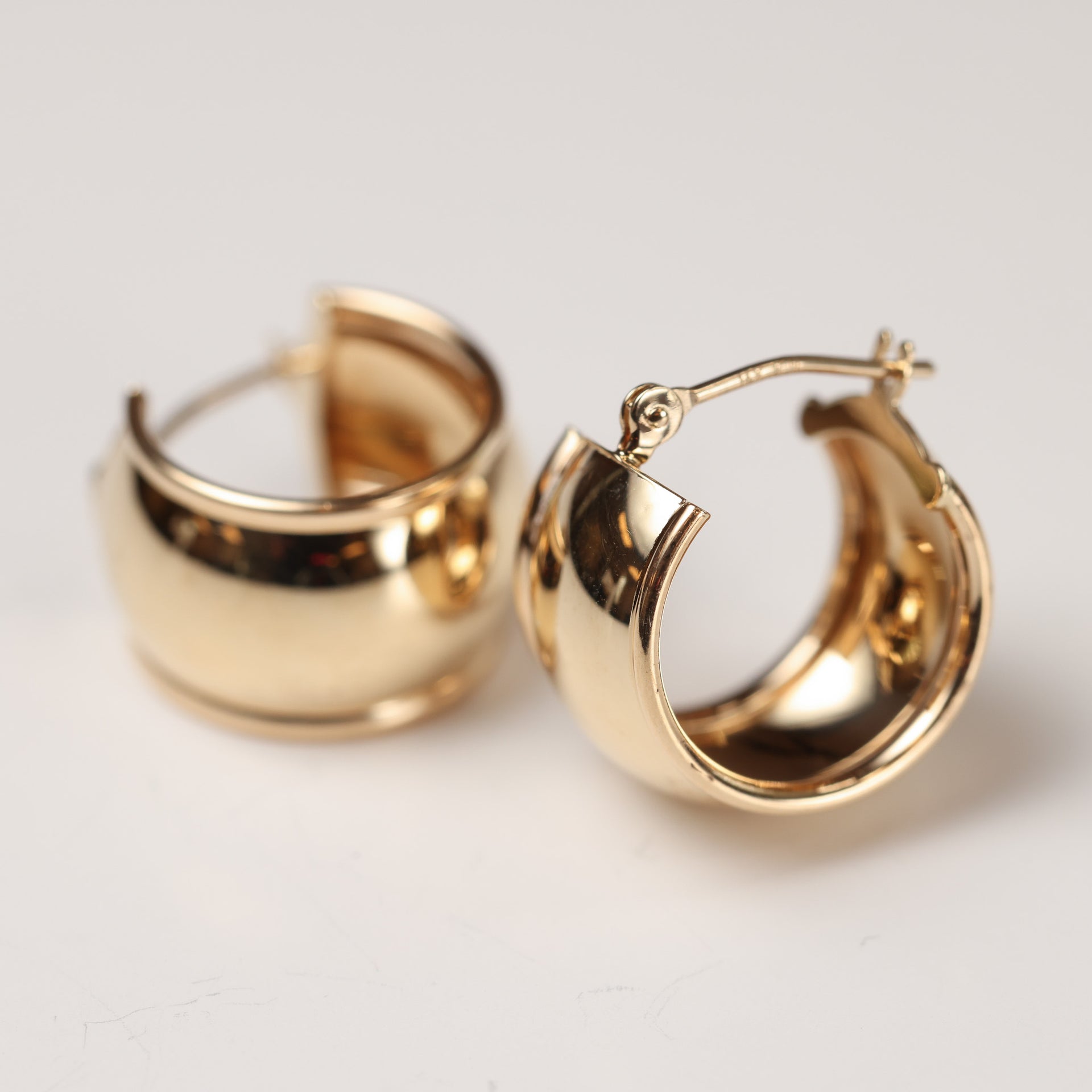 14 Karat Yellow Gold Hoop Earrings