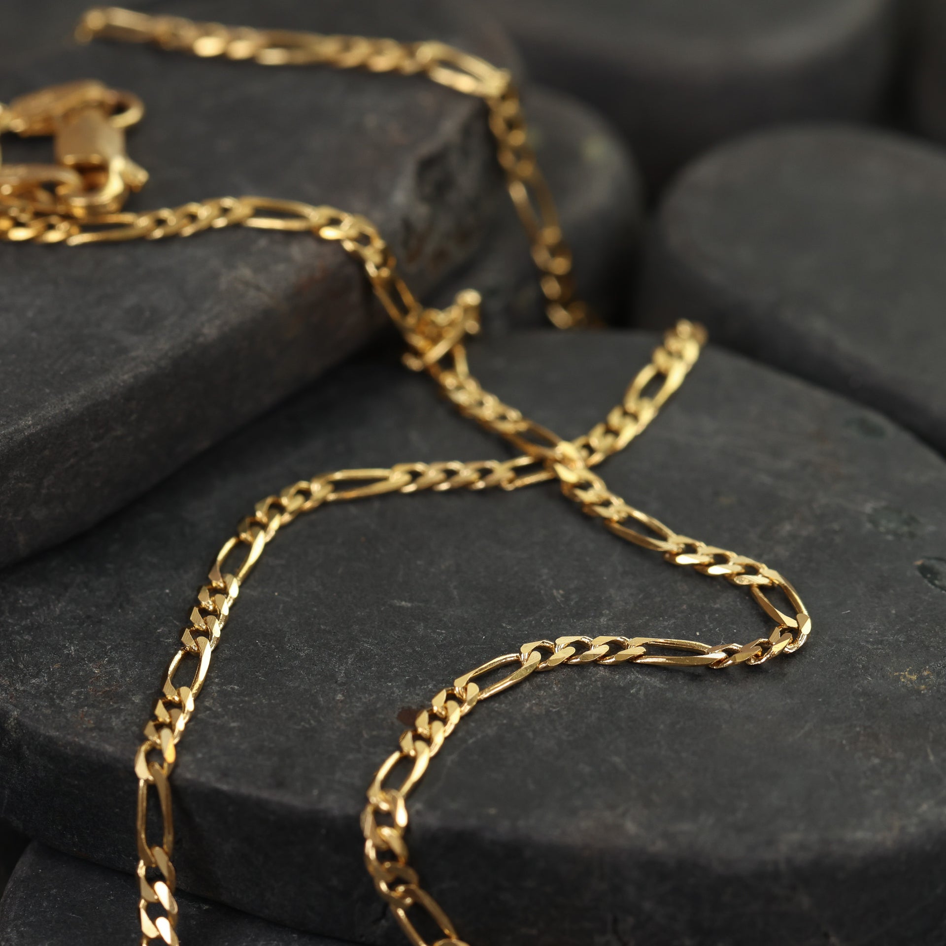 14 Karat Yellow Gold Figaro Chain 24”