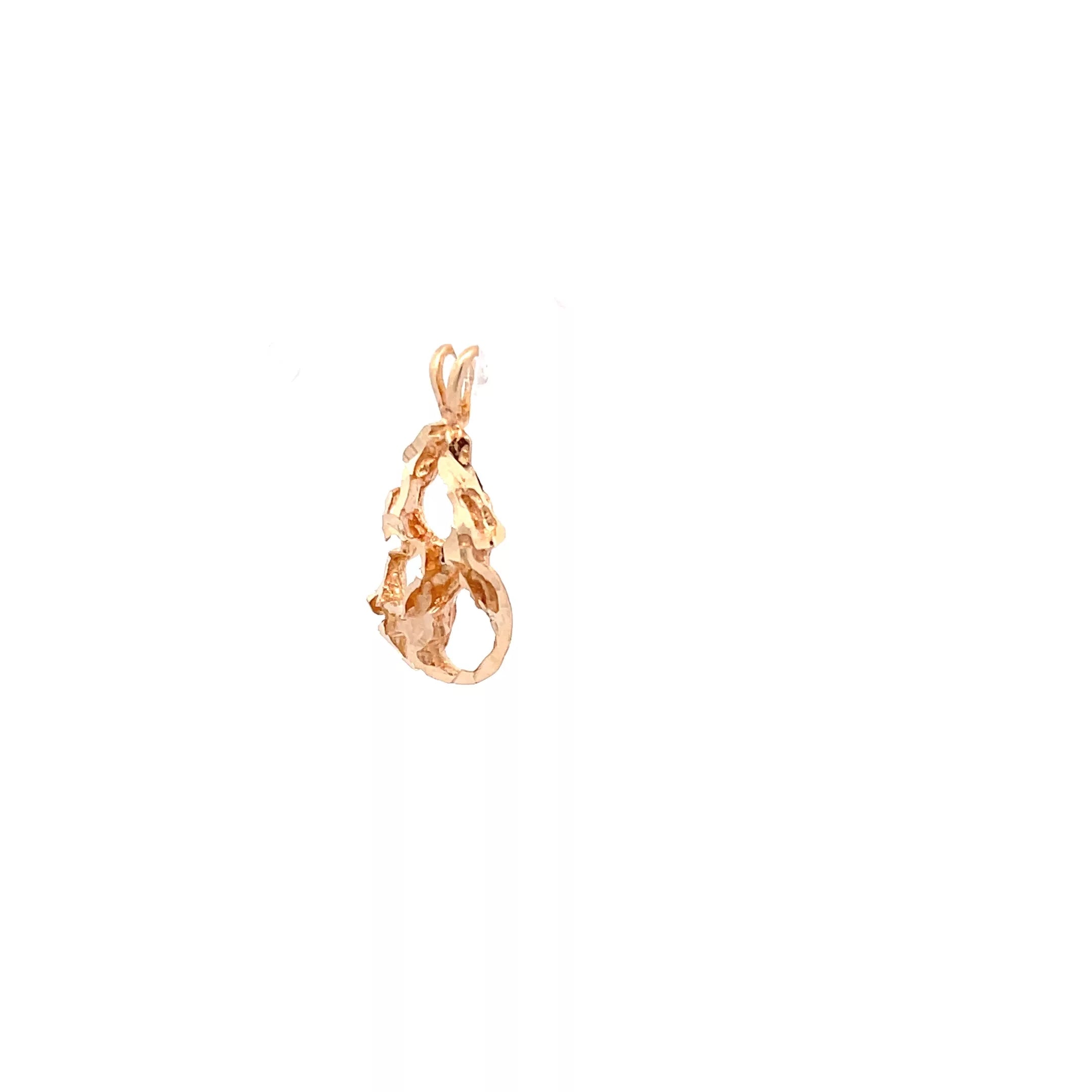 Exquisite 14 Karat Yellow Gold Nugget Pendant with Diamond Accents - A Timeless and Exclusive Addition to Your Fine Jewelry Collection