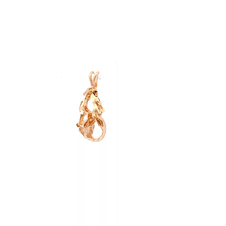 Exquisite 14 Karat Yellow Gold Nugget Pendant with Diamond Accents - A Timeless and Exclusive Addition to Your Fine Jewelry Collection