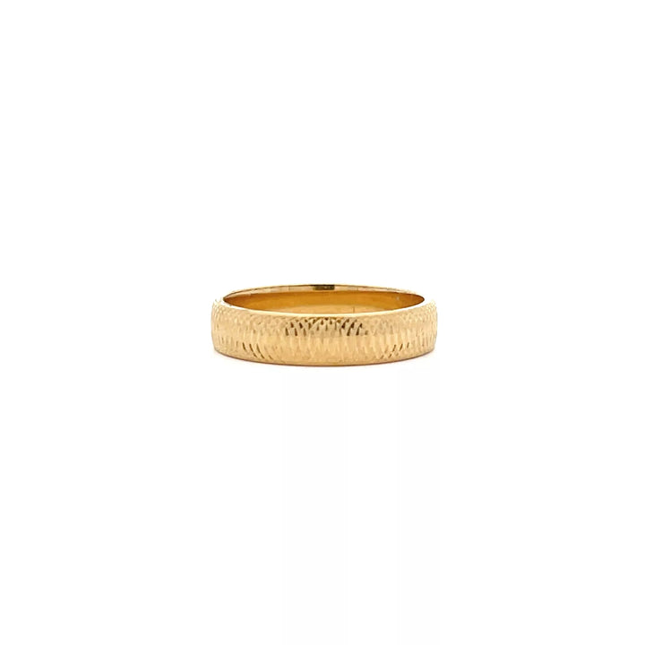 Elegant 14 Karat Yellow Gold Band Ring with Diamond Accents - Size 6 | Fine Estate Jewelry for Fashionable Individuals