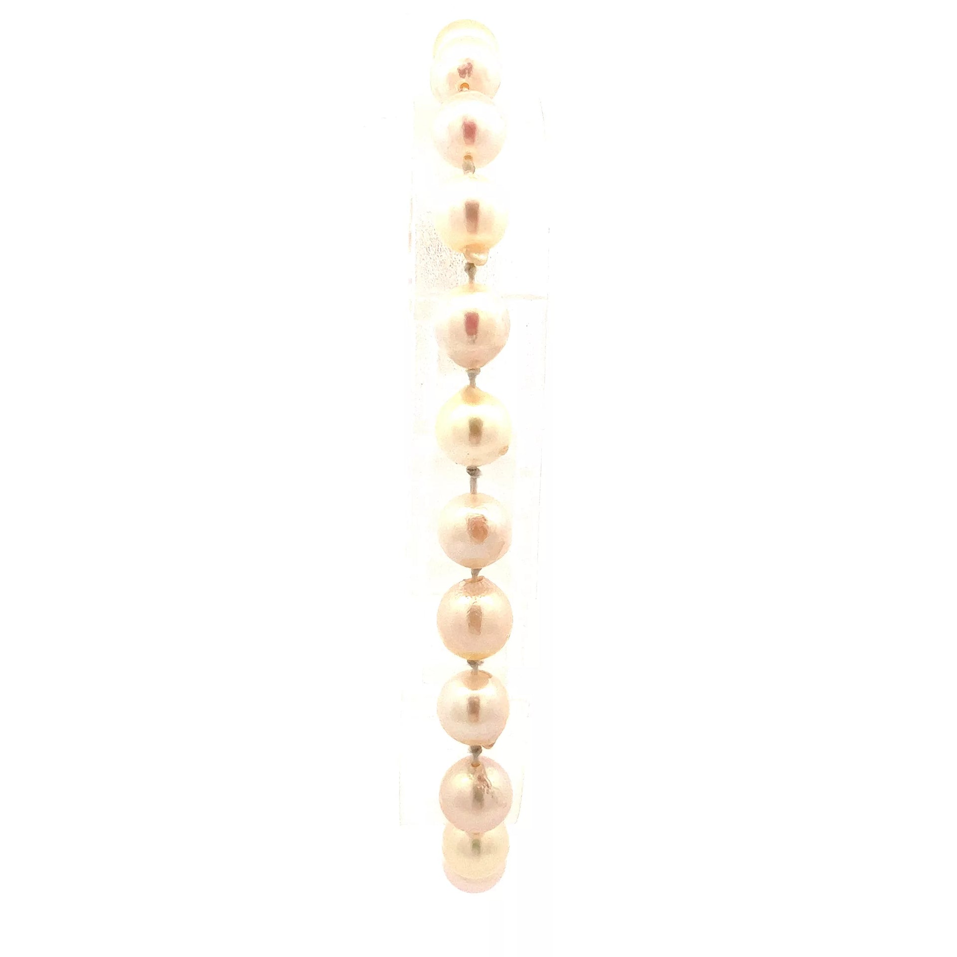 14 Karat Yellow Gold Pearl Bracelet - Exquisite Fine Jewelry Featuring Lustrous Pearls and a Timeless Design in Size 7.5"