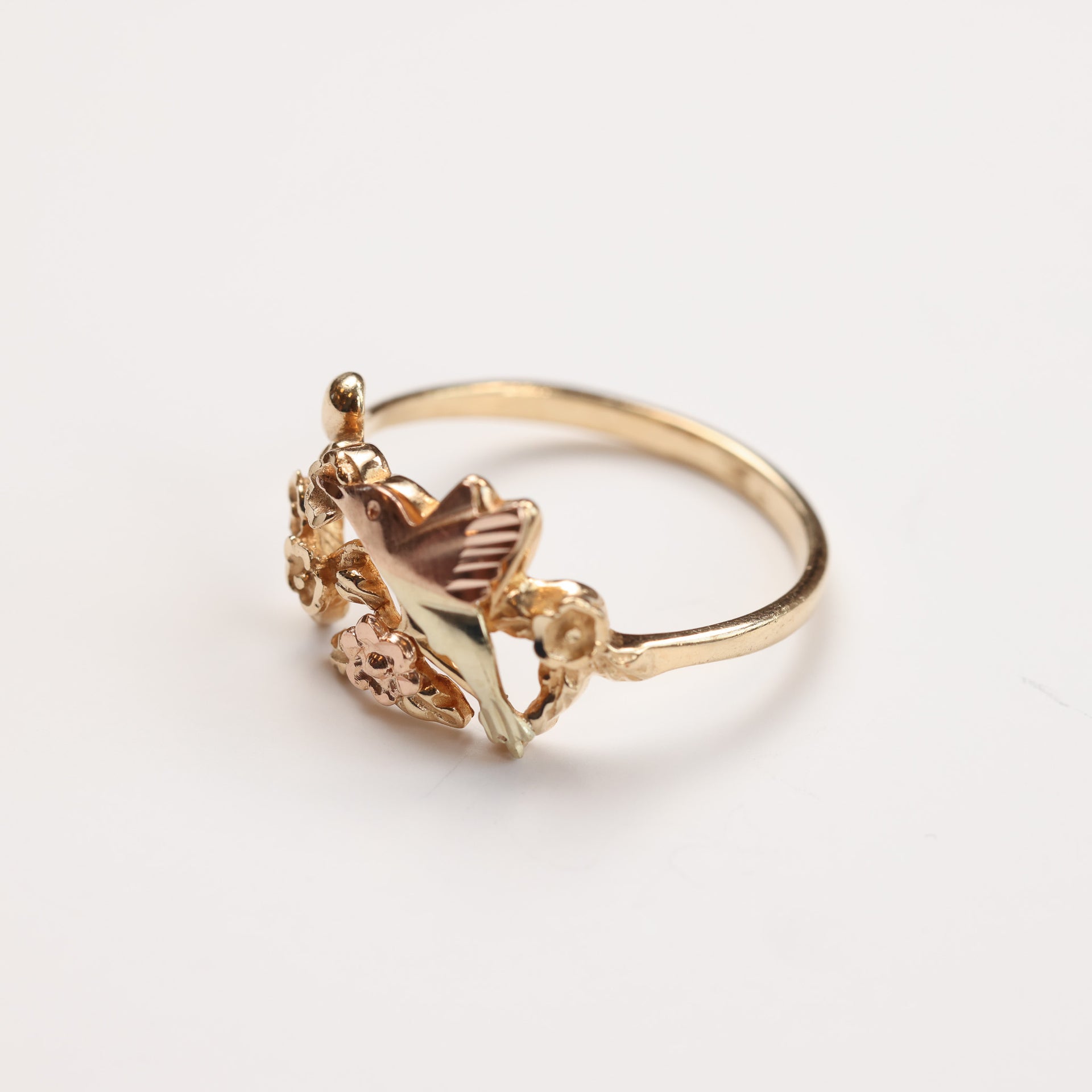 10 Karat Yellow and Rose Gold Hummingbird Ring Size 9