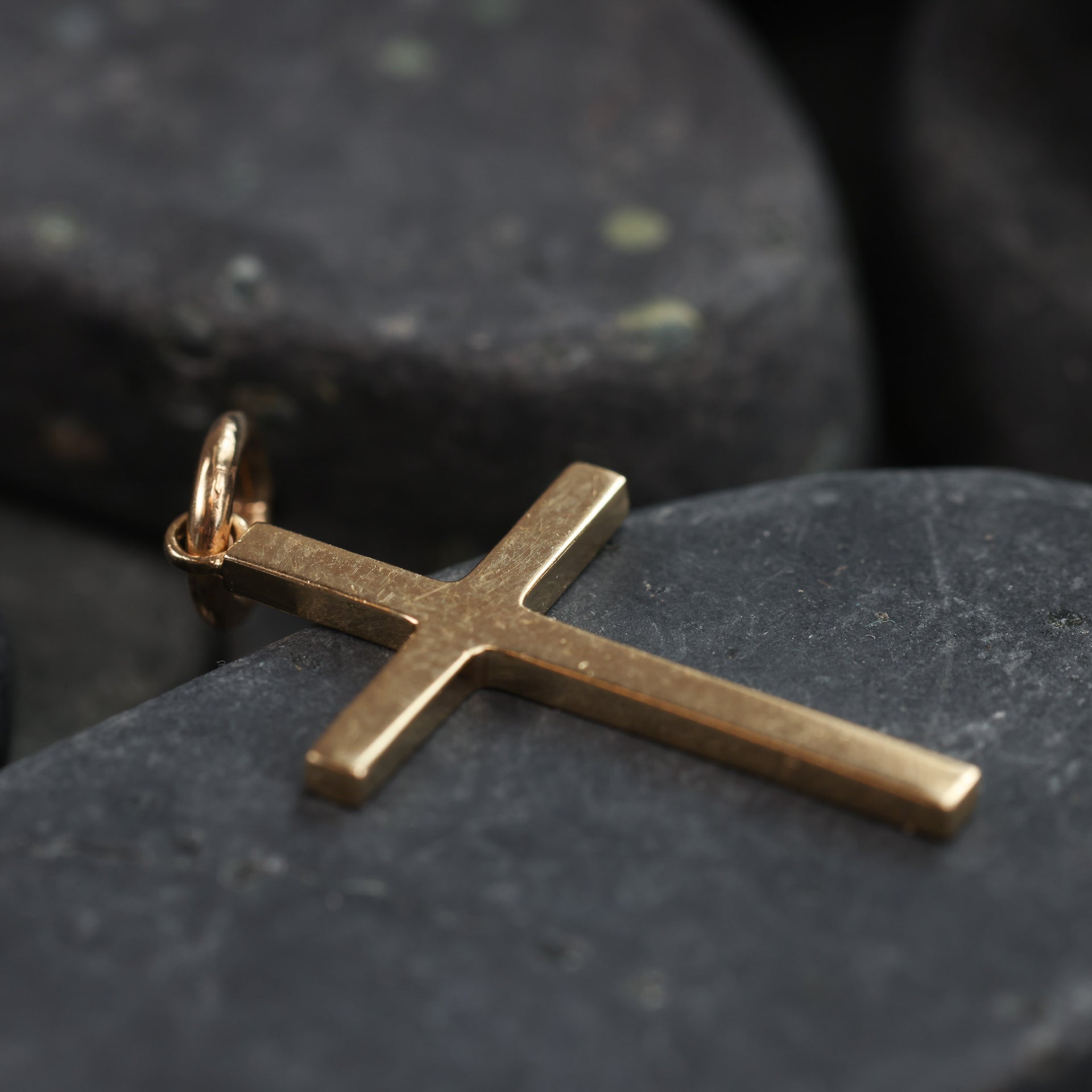 14 Karat Yellow Gold Cross Pendant