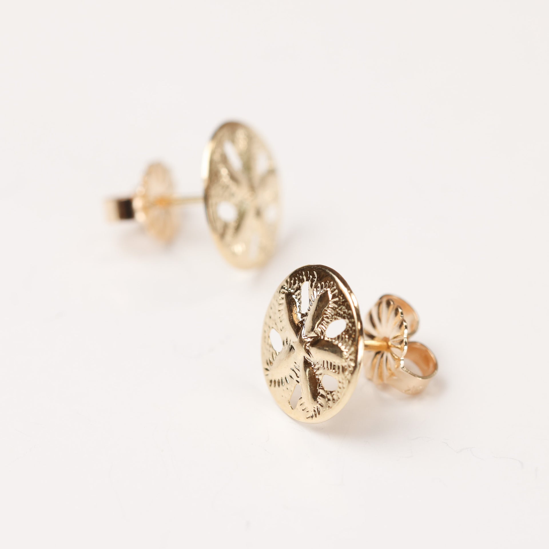 14 Karat Yellow Gold Starfish Stud Earrings