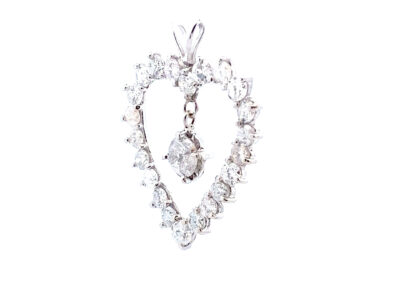 Exquisite 10 Karat White Gold Diamond Pendant Necklace - A Stunning Piece of Fine Jewelry for Your Collection!