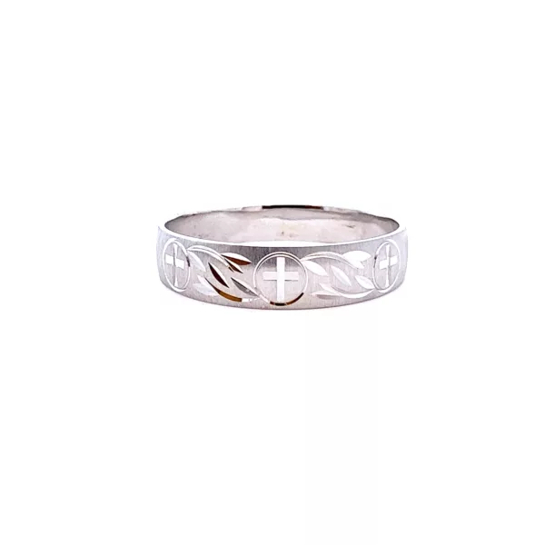 Exquisite 10 Karat White Gold Band with Sparkling Diamonds - Ideal for Fine Jewelry Collectors and Estate Jewelry Lovers (Size 13)