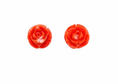 Exquisite 14kt Gold Stud Earrings with Stunning Coral Stone – A Captivating Addition to Any Fine Jewelry Collection
