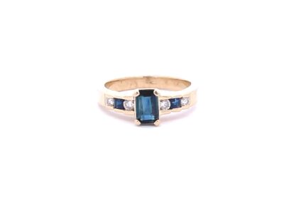 Stunning 14K Gold Sapphire and Diamond Ring - Size 6.5 | Fine Estate Jewelry