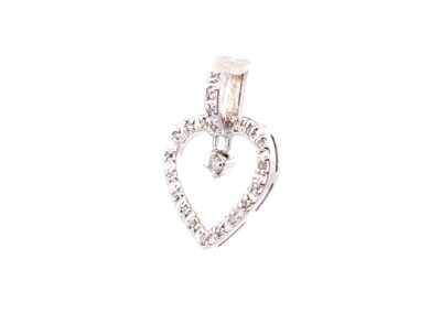 14 Karat White Gold Heart Pendant Necklace - Exquisite Diamond Jewelry | Elegant Fine Jewelry | Estate Jewelry Masterpiece