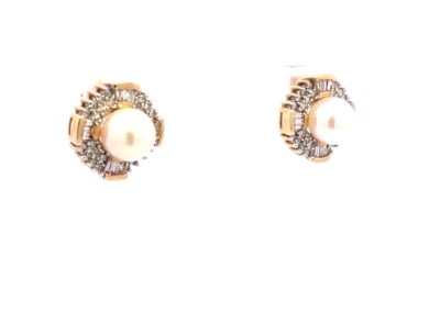 14K Yellow Gold Diamond and Pearl Stud Earrings - Exquisite Fine Jewelry with a Timeless Appeal