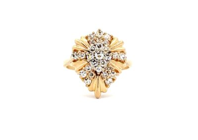 Stunning 14K Gold Diamond Ring in Size 7.5 - Exquisite Fine Estate Jewelry