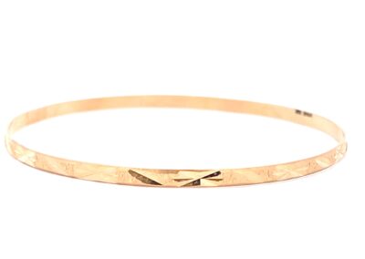 Elegant 14 Karat Yellow Gold Bangle - Perfect Addition to Your Fine Diamond Jewelry Collection!