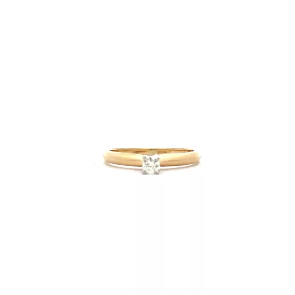 Stunning 14K Gold Diamond Solitaire Ring - Perfect Size 5
