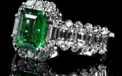 Exquisite Vintage Emerald Cut Halo Engagement Rings