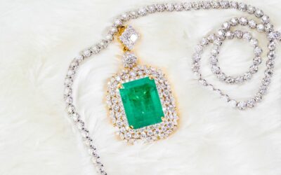 Unlock Sparkling Deals: 8 Tips for Buying Jewelry Online