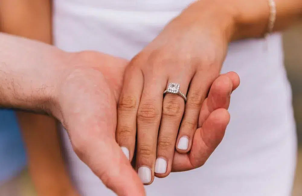 Dazzling Decisions: Choosing a 5 Carat Diamond Ring