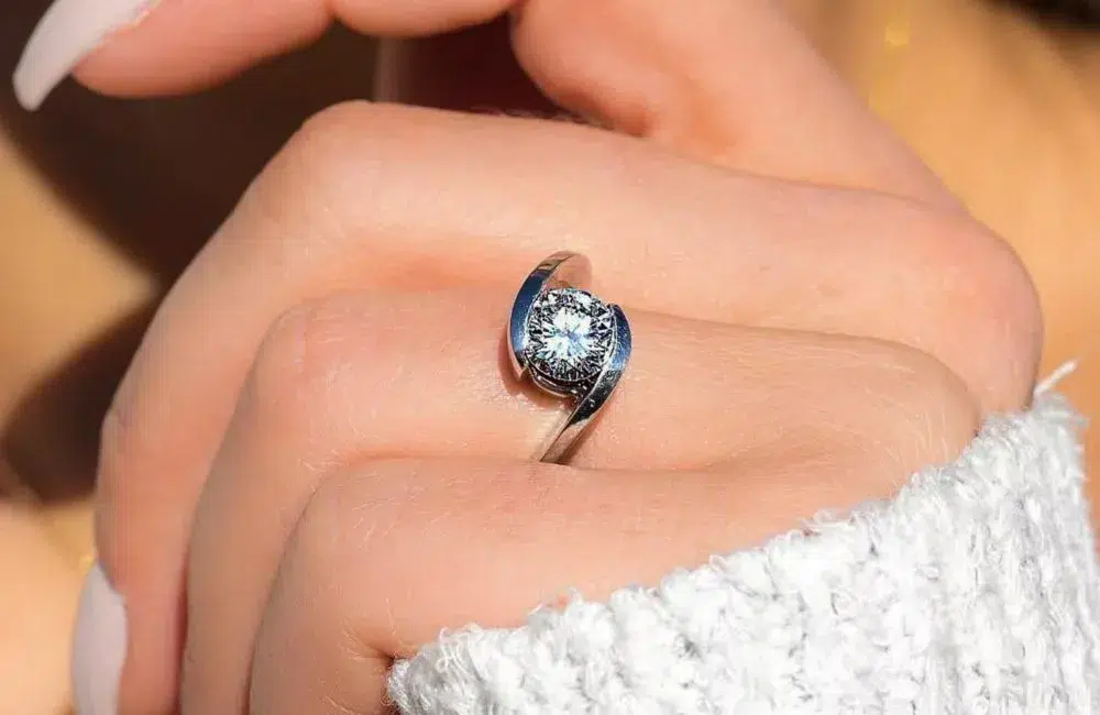Diamond Ring Secrets No Jeweler Will Tell You