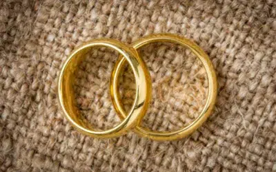Enhance Your Gems: Custom Gold Ring Settings & Mountings
